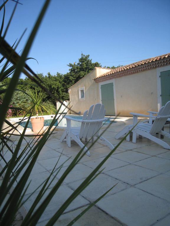 Le Clos Olives Comps  Habitación foto